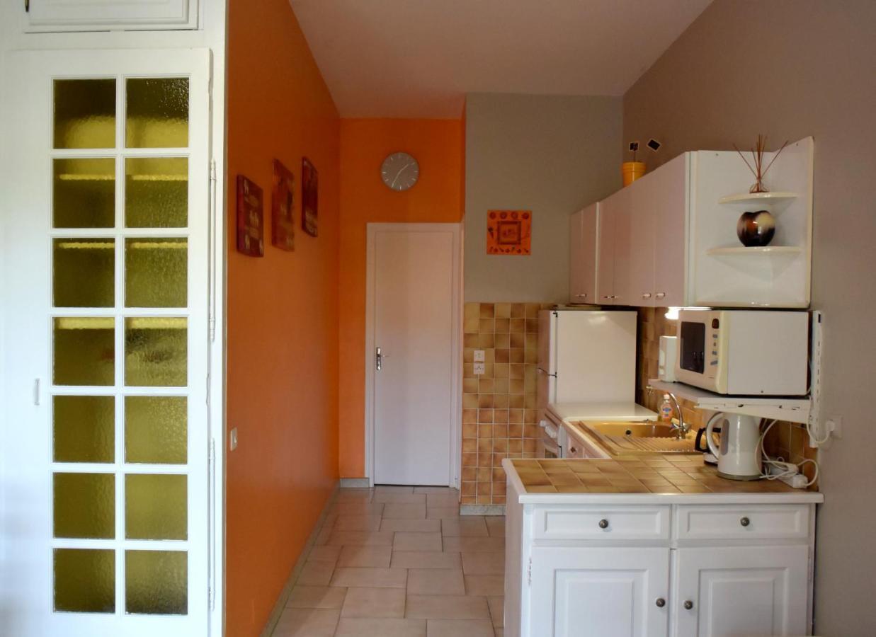 Appartements Dans Villa En Rez De Jardin Hyères Exteriér fotografie