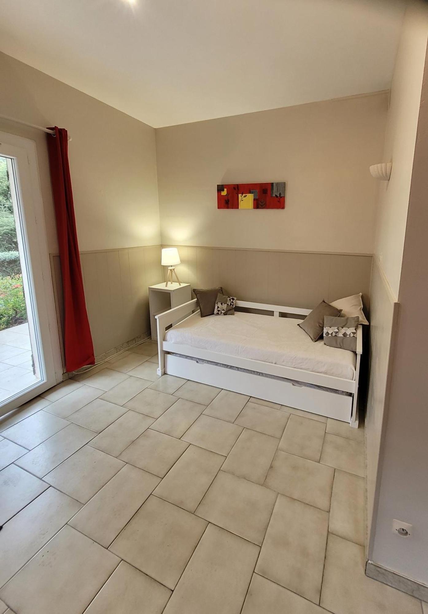 Appartements Dans Villa En Rez De Jardin Hyères Exteriér fotografie